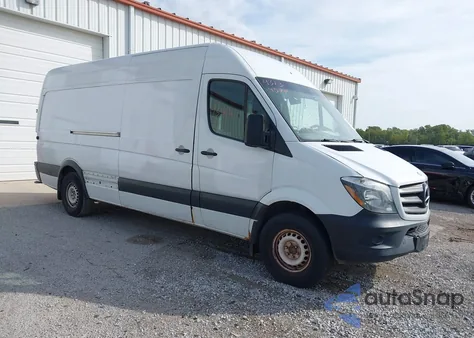 2015 Mercedes-Benz Sprinter 2500 High Roof из США, поврежденный, VIN WD3PE8DB1FP130809